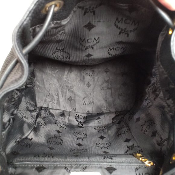 Vintage Style MCM Drawstring leather backpack - Picture 6 of 14